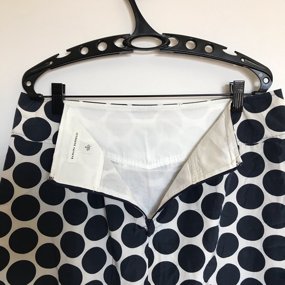 Banana Republic Mini Skirt - Picture 3 of 3